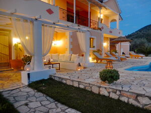 Romantic night at luxery Villa Aliki Vasiliki Greece