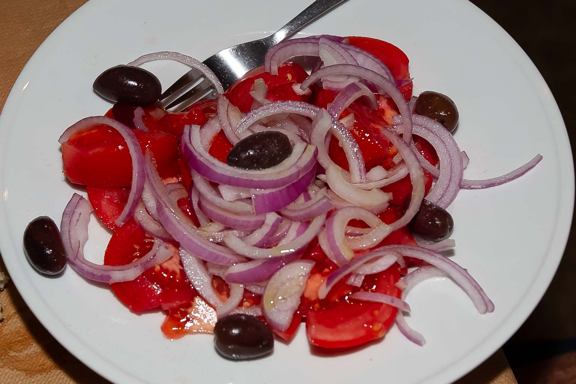 Regional tomato salad